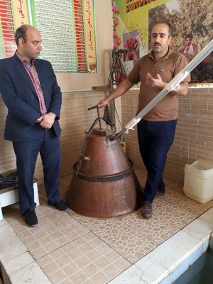 سفر تیم طبیعت گردی مرکز به کاشان ، روستای ابیانه و منظقه کویری: عکس شماره 5 / 12